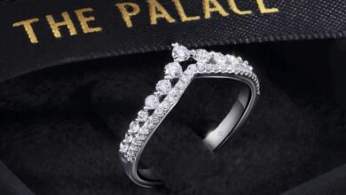 The palace jeweler manjakan para pelanggan dengan hadiah dan diskon di