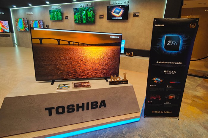 Toshiba rilis tv 100 inci di indonesia cek spesifikasi dan harganya