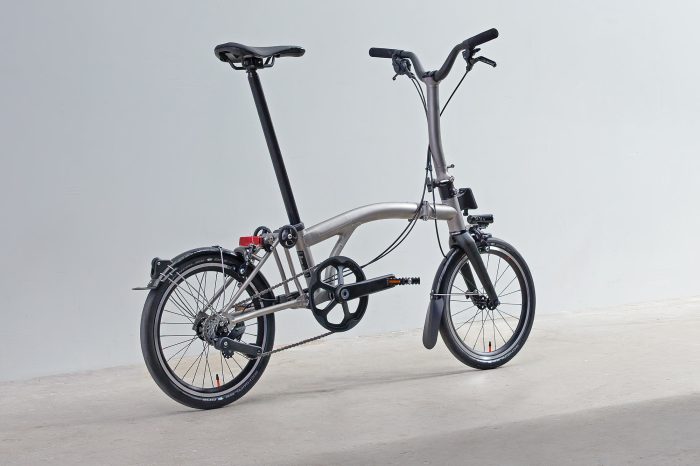 Enteng banget kemewahan brompton t line sepeda berbahan titanium