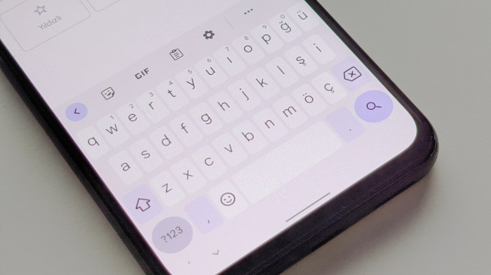 Gboard punya fitur autocorrect untuk koreksi kata hingga kalimat bagaimana cara kerjanya