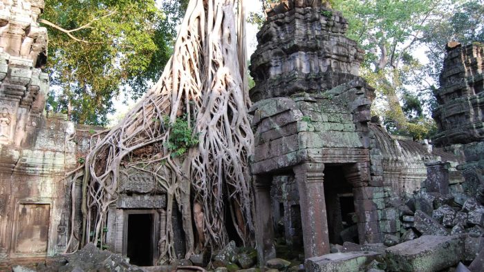 6 tempat wisata legend yang dulu ramai kini sepi bak kuburan