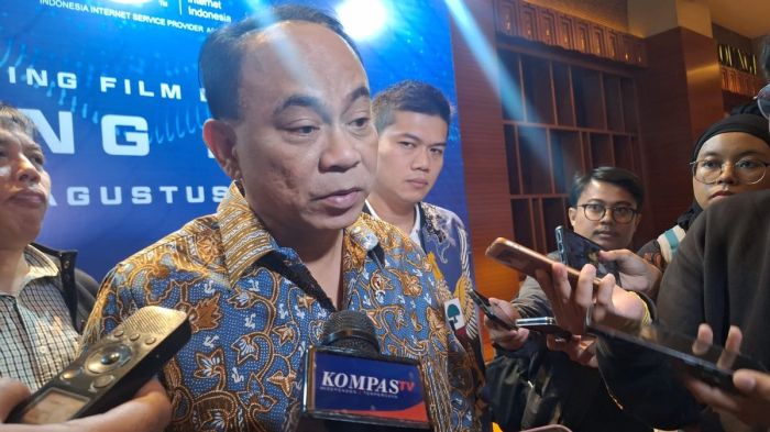 Menkominfo batasi transfer pulsa maksimal rp 1 juta per hari demi berantas judi online