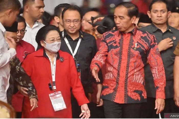 Jokowi bilang data npwp bocor karena disimpan di banyak tempat