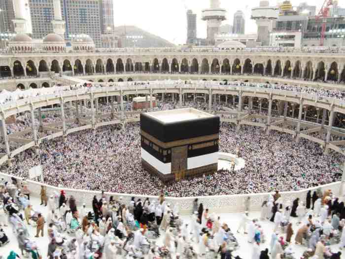 Alasan sebenarnya pesawat dilarang terbang di atas kabah mekkah