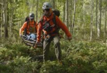 Bakti tim sar gabungan sedang cari kapal pengangkut material bts yang hilang di perairan papua