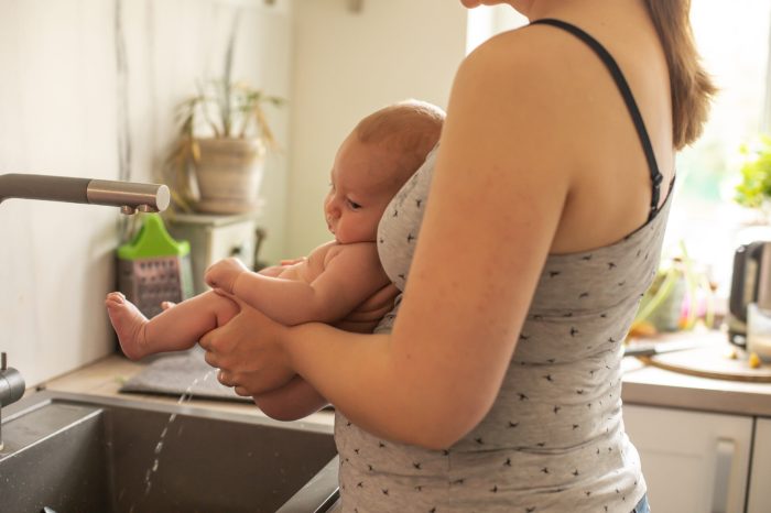 Elimination anak mendidik baik sehari hari aktivitas jatik genevieve howland mamanatural