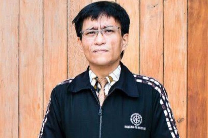 Hokky situngkir resmi dilantik kemkominfo jadi dirjen aptika baru