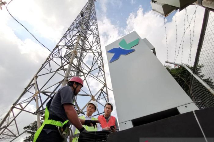 Sumbawa axiata jaringan perluas 4g bts ibu telekomunikasi daerah senin melakukan badas sedang perangkat besar terhadap teknisi pemeriksaan labuhan infrastruktur Xl axiata perluas layanan konvergensi ke sulawesi