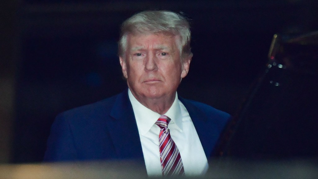 Top 3 tekno isi postingan donald trump usai tragedi penembakan bikin penasaran